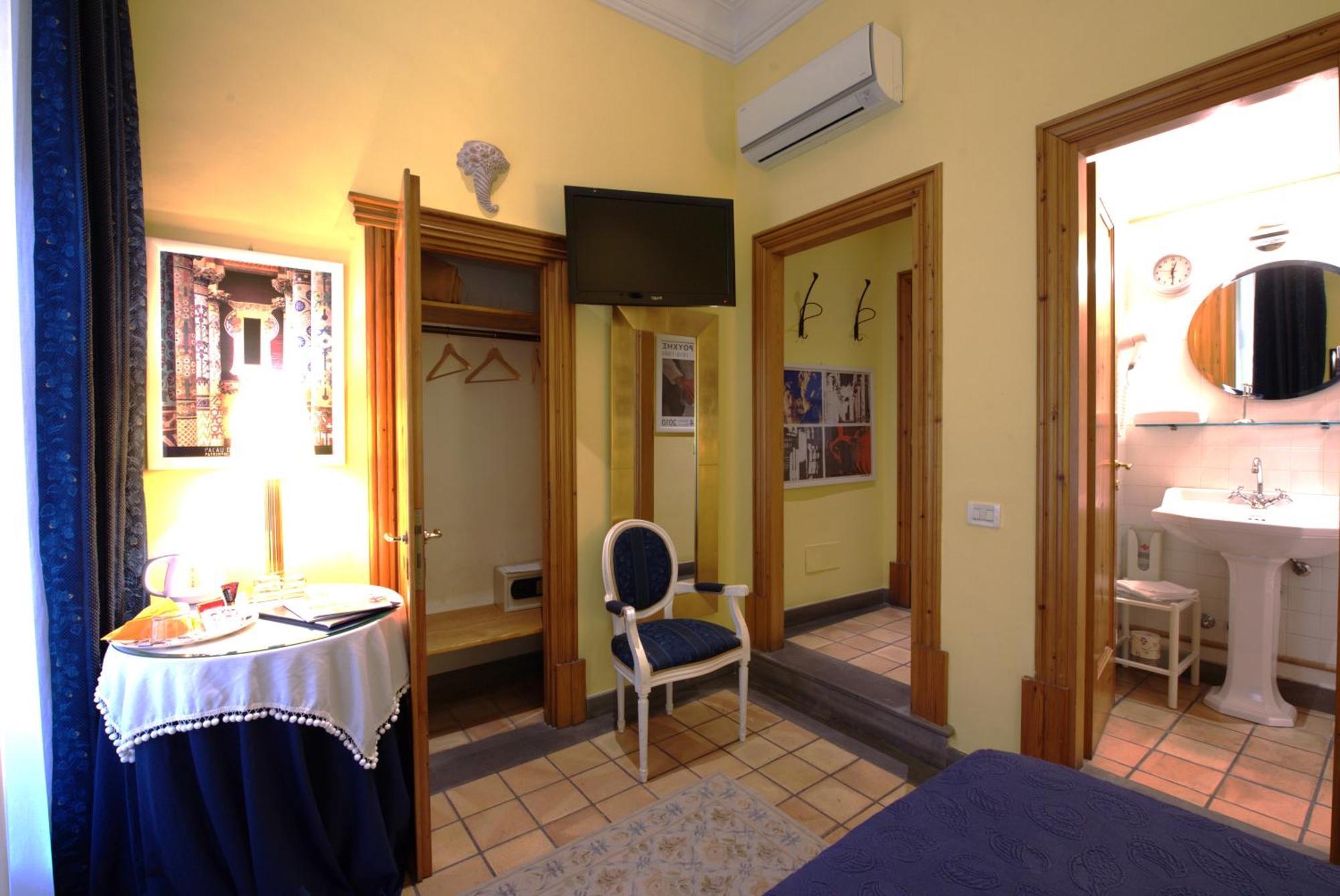 Hotel Locanda Cairoli Rom Exterior foto