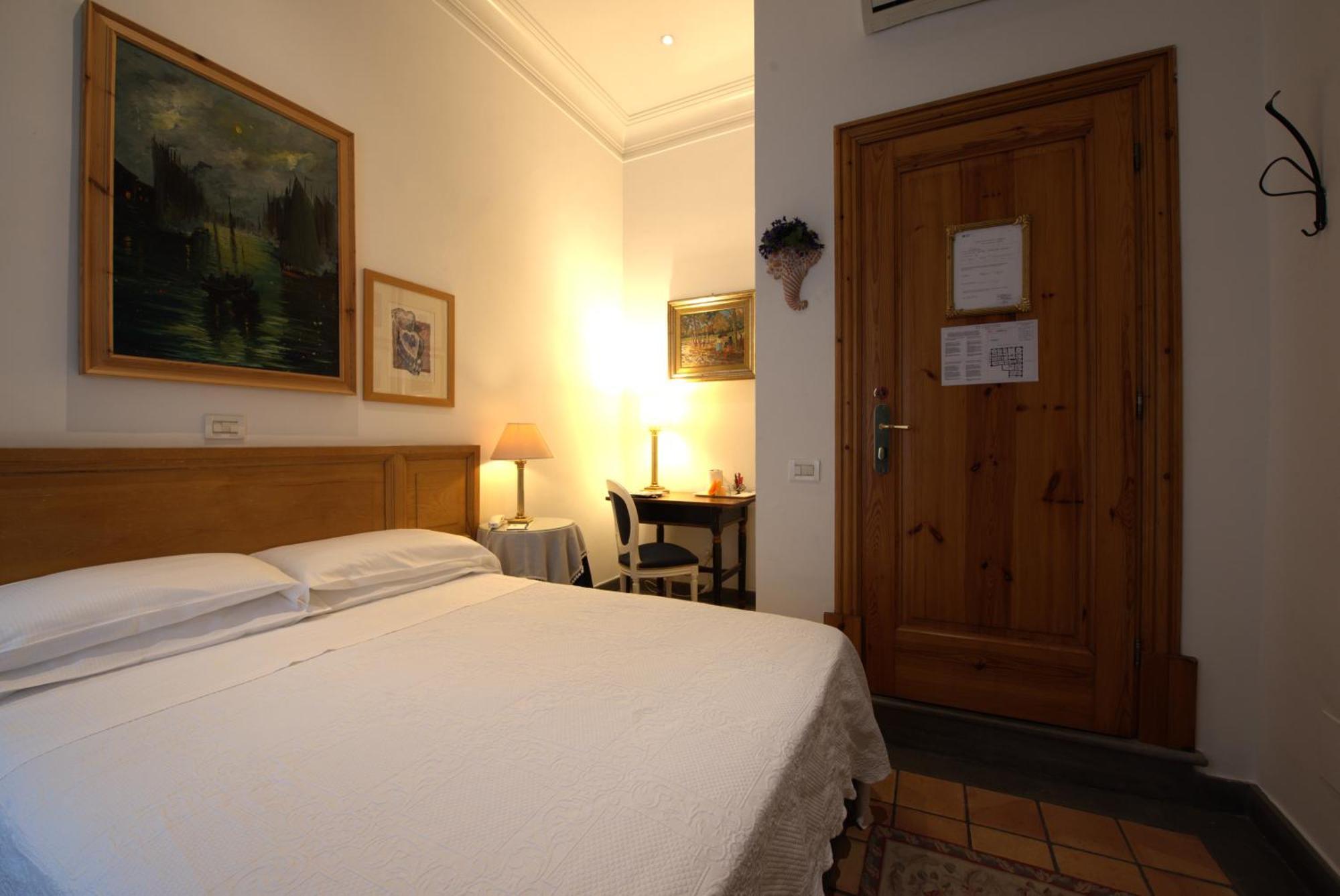 Hotel Locanda Cairoli Rom Exterior foto
